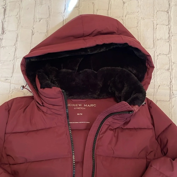 Andrew Marc ladies long stretch puffy parka - Picture 8 of 10